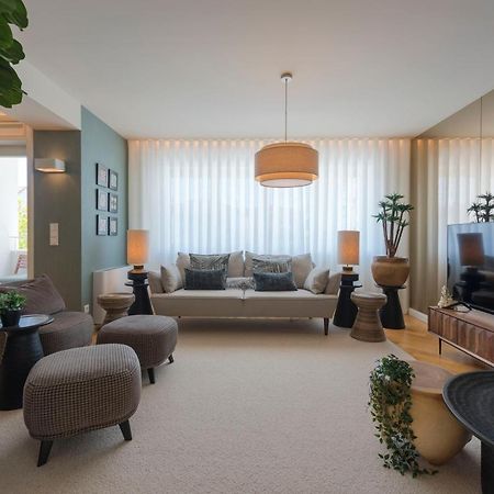 Emporium Deluxe 3Br Apartment W/ Private Parking By Lovelystay Porto Exterior foto