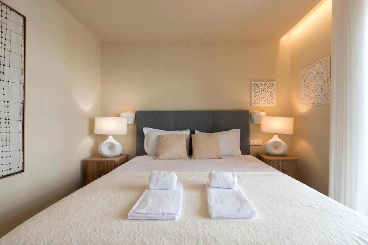 Emporium Deluxe 3Br Apartment W/ Private Parking By Lovelystay Porto Exterior foto