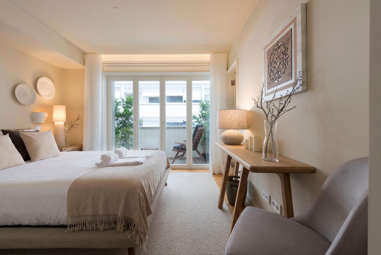 Emporium Deluxe 3Br Apartment W/ Private Parking By Lovelystay Porto Exterior foto