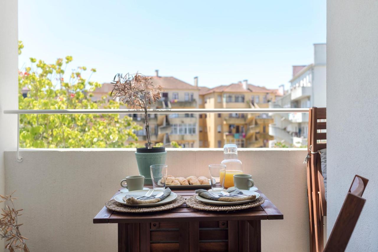Emporium Deluxe 3Br Apartment W/ Private Parking By Lovelystay Porto Exterior foto